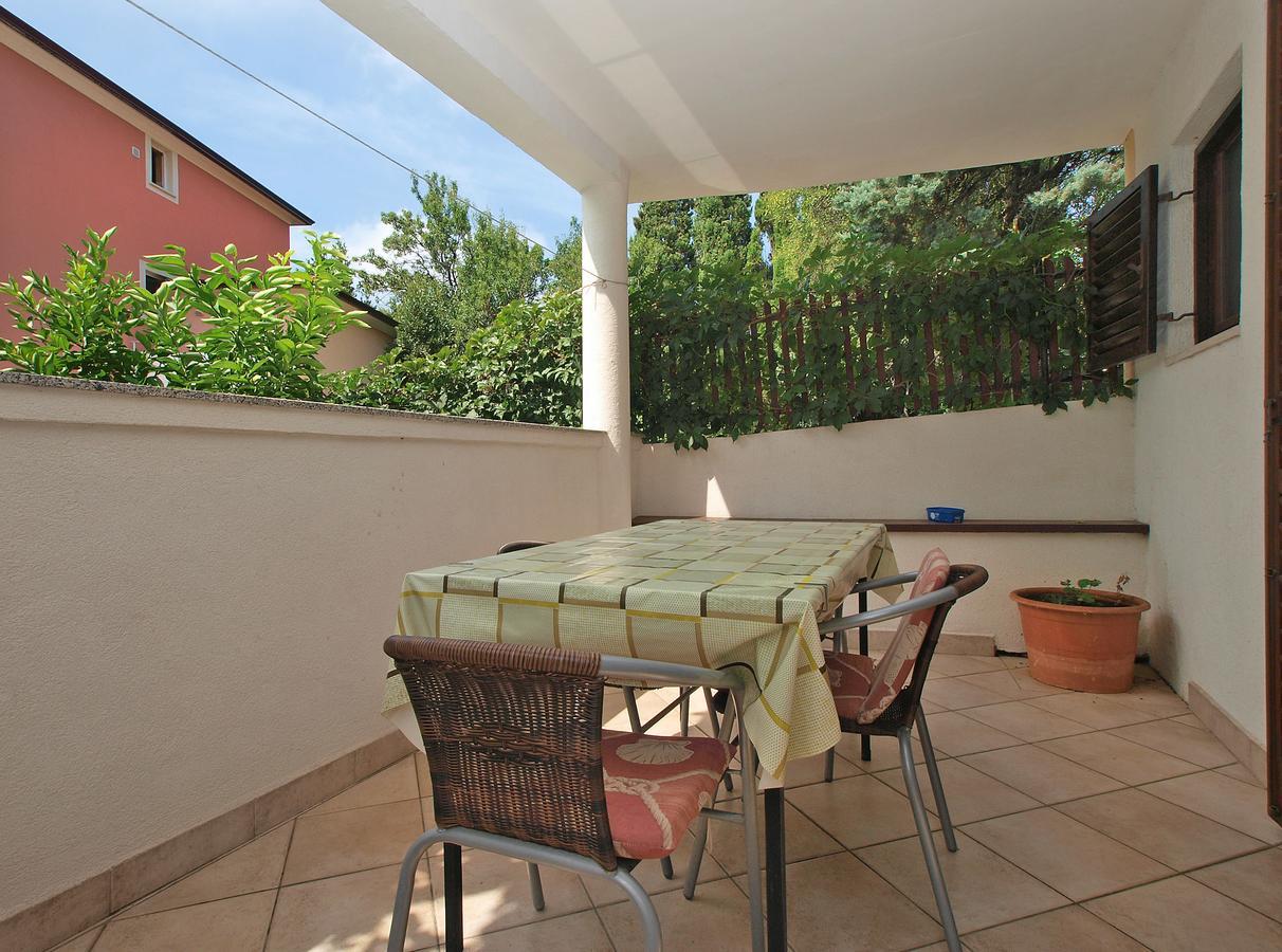 Apartments Luciano 1728 Премантура Екстериор снимка